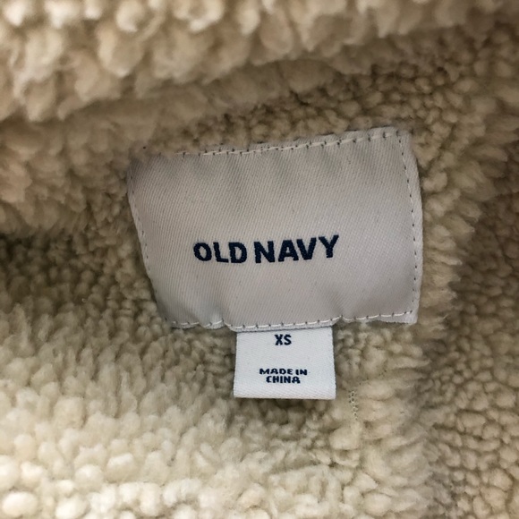 Old Navy Faux Sherpa Lined & Collar Denim Jacket - Picture 8 of 9